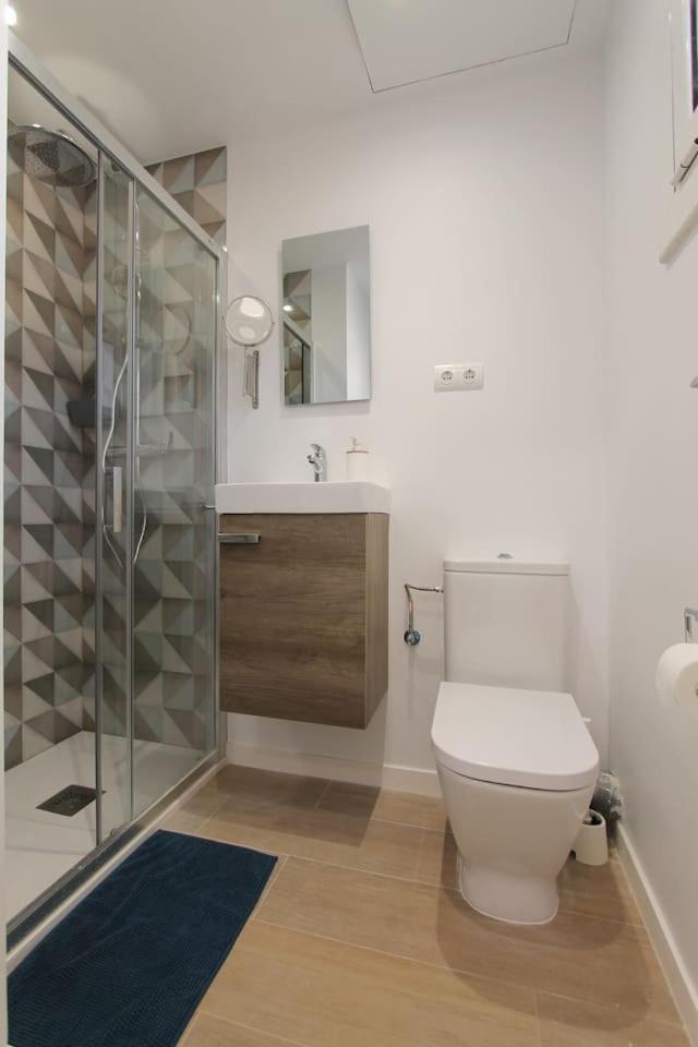 Petit Bijou - Beach Apartment III กาสเตย์เดเฟลส์ ภายนอก รูปภาพ